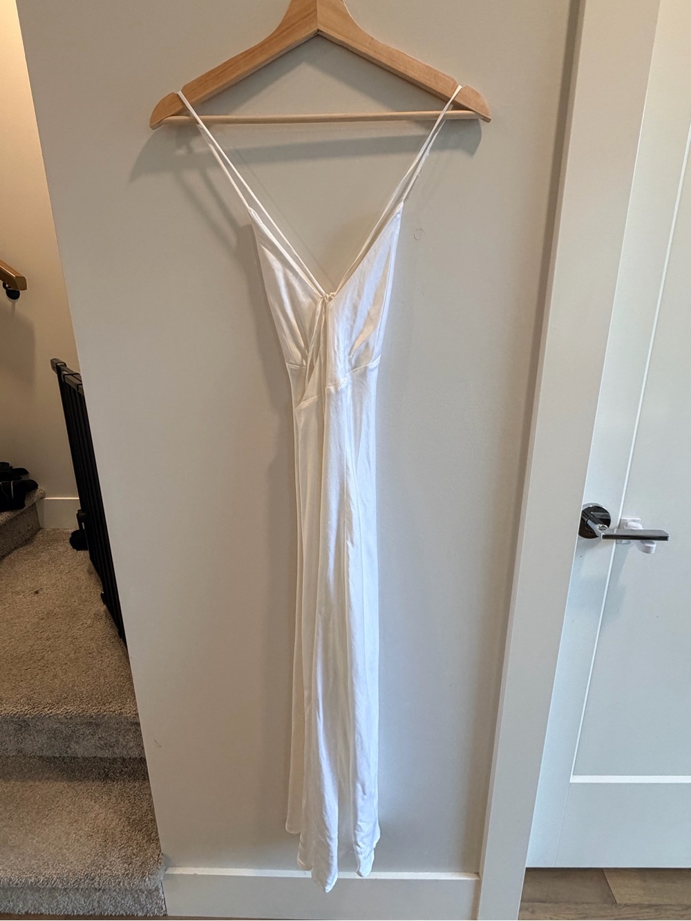 Park & Fifth White Midi Dress - Picture 4 of 15